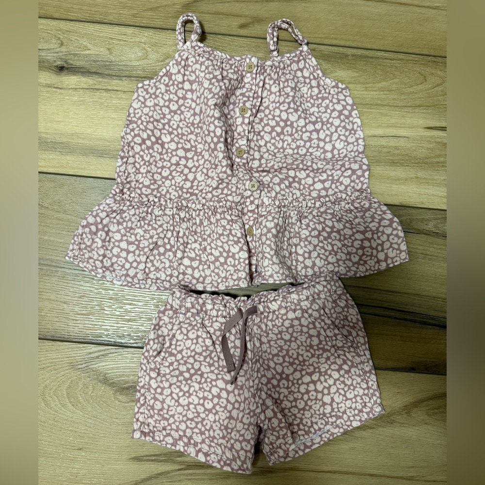 Cat & Jack - Matching Set Size S Top and XS bottom.